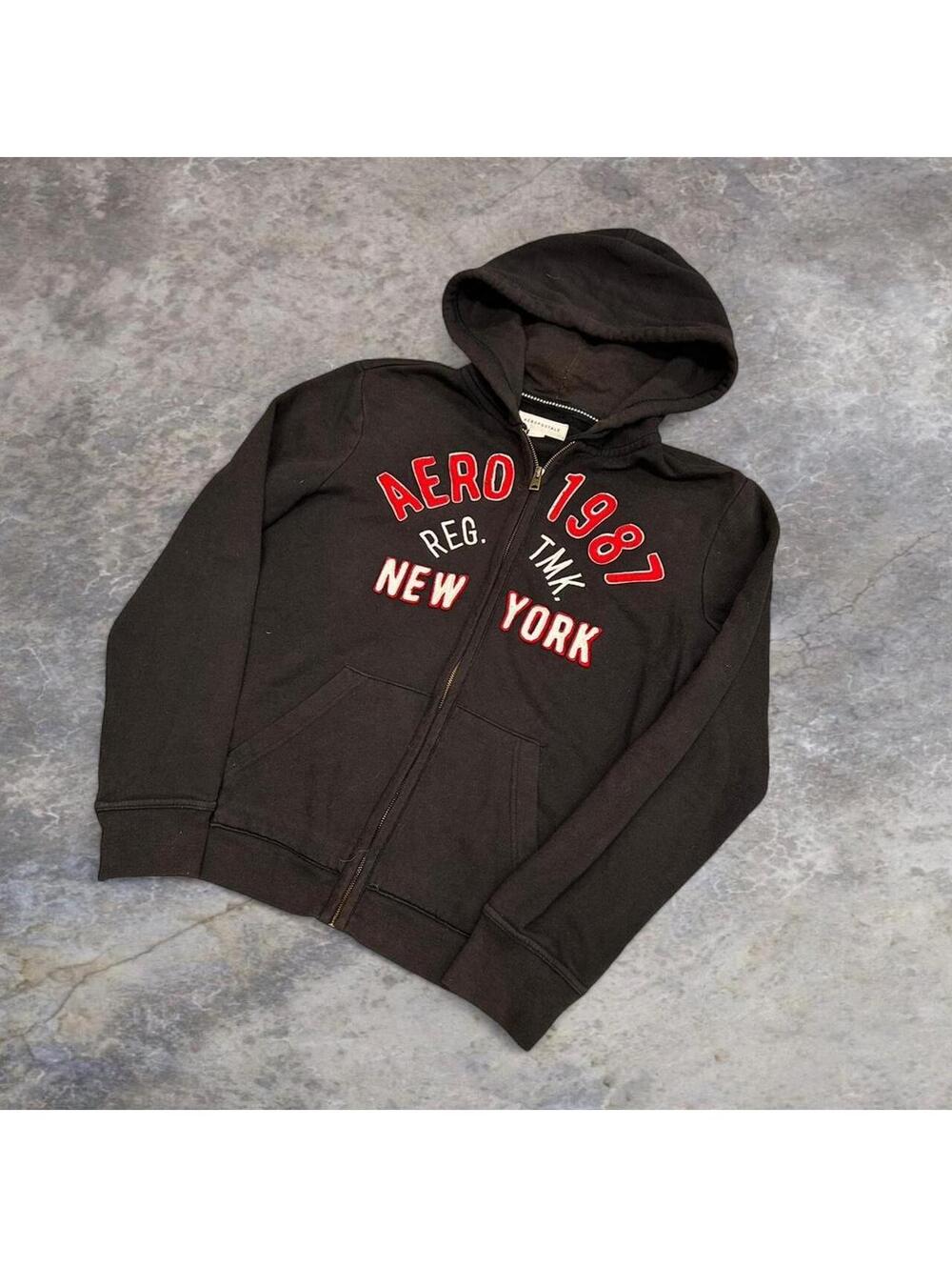 Aeropostale black zip up hoodie with red accents #skater